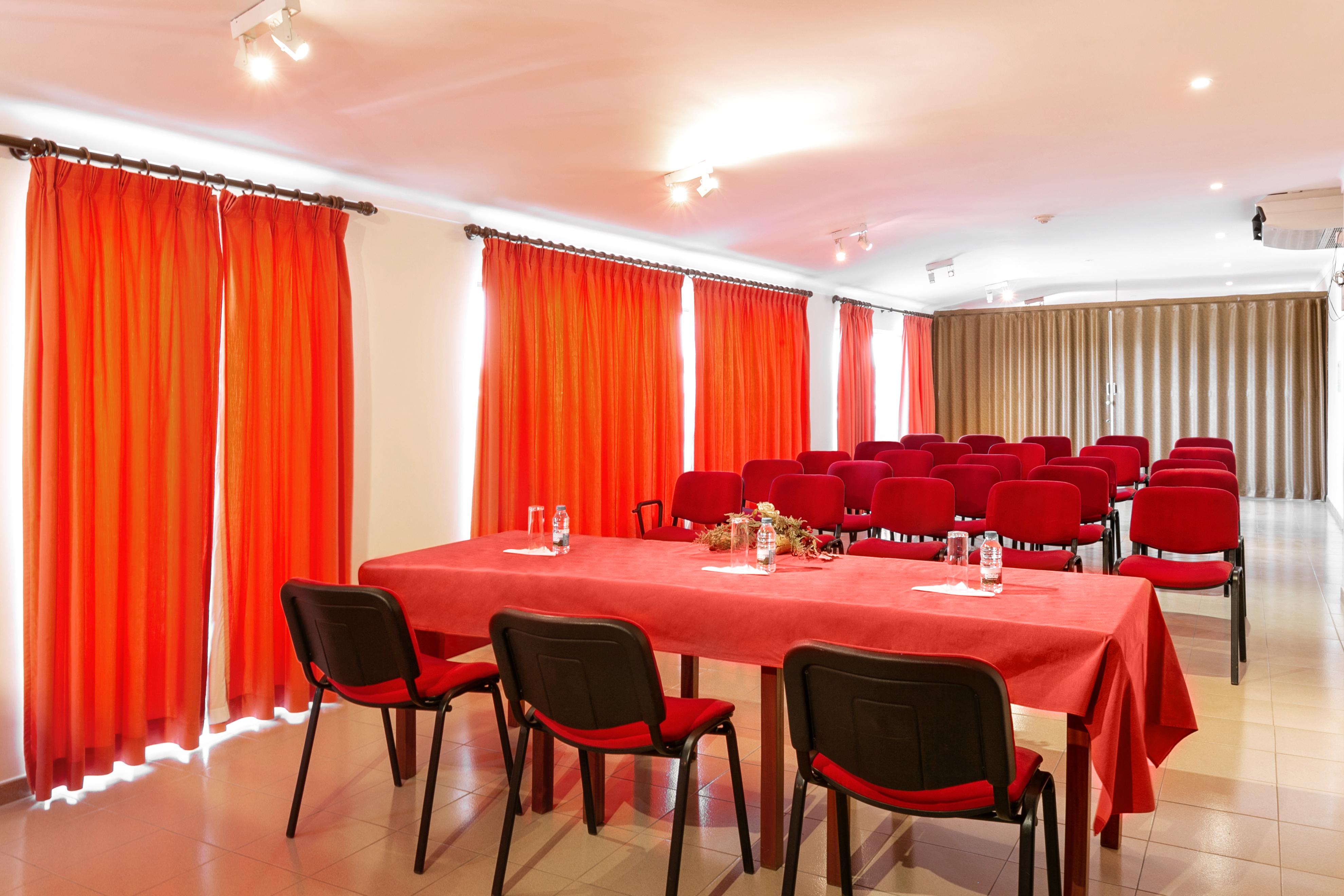 Hotel Comendador Бомбарал Екстериор снимка