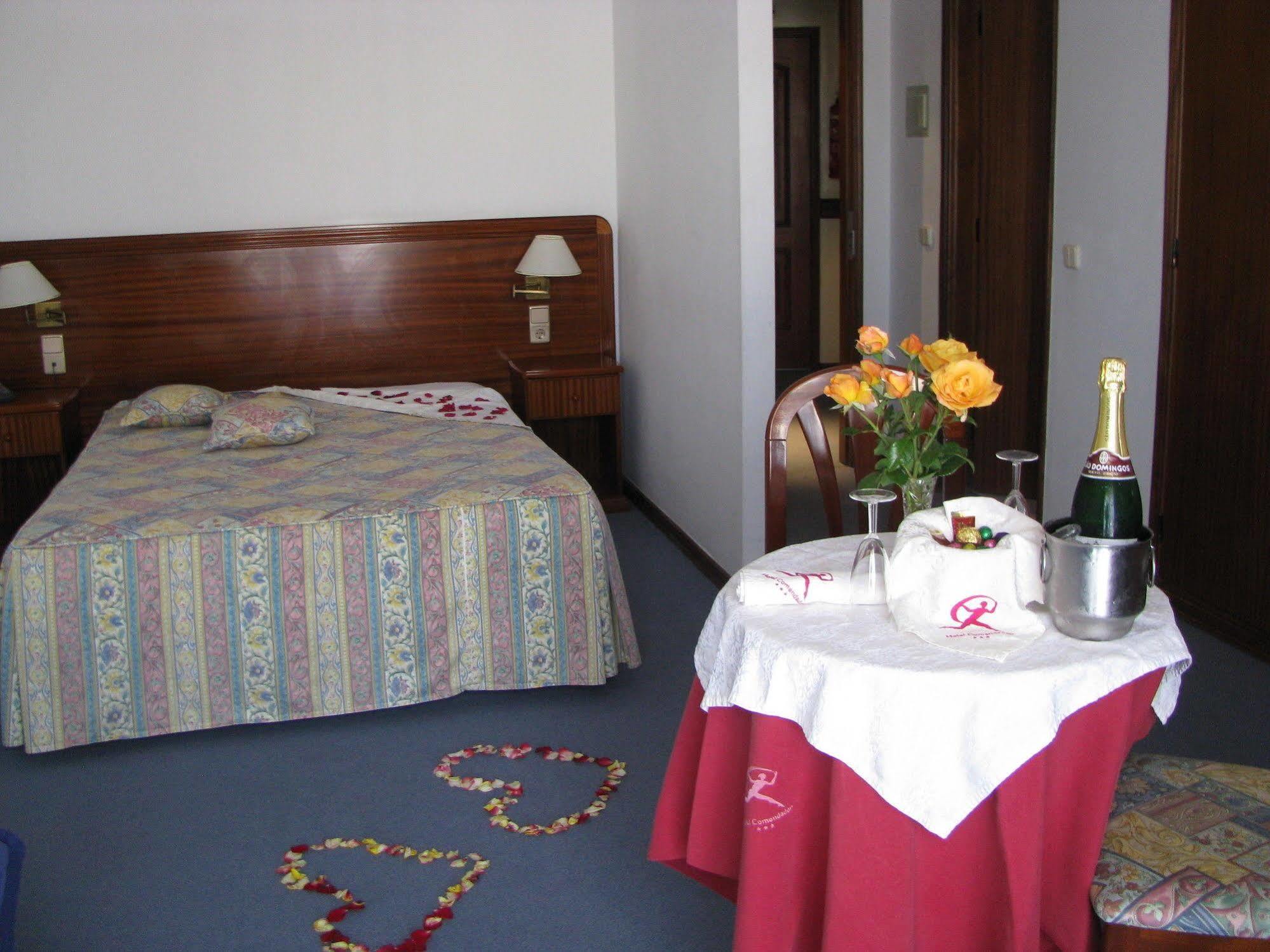 Hotel Comendador Бомбарал Екстериор снимка